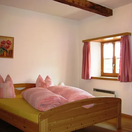 Hotel Pensiun Garni Plaz