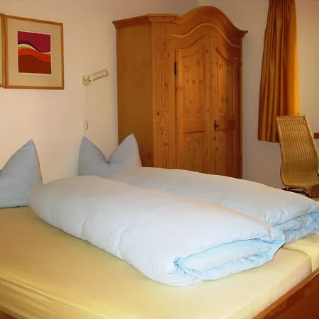 Hotel Pensiun Garni Plaz Scuol