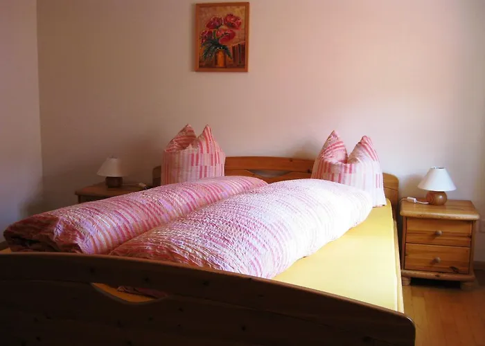 Hotel Pensiun Garni Plaz 2*