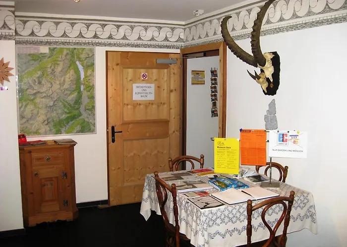 Pensiun Garni Plaz Hotel Scuol