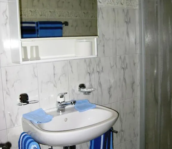 Hotel Pensiun Garni Plaz Scuol