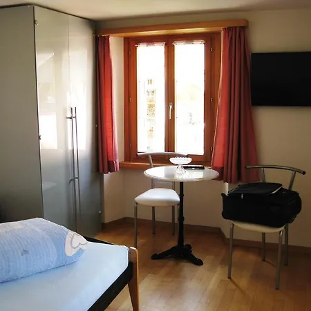 Pensiun Garni Plaz 施库尔