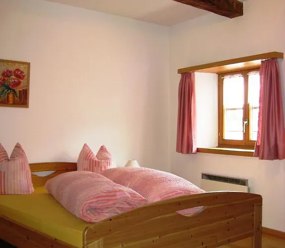 Hotel Pensiun Garni Plaz